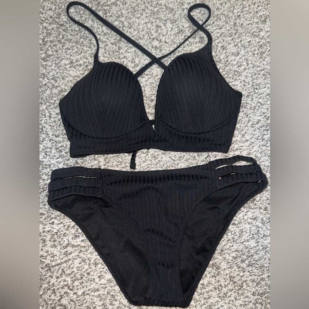 Shade & Shore Elegant Black Swimwear